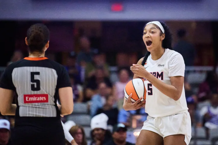 ‘Bayou Barbie’ finds her way back to Chicago for WNBA All-Star Game